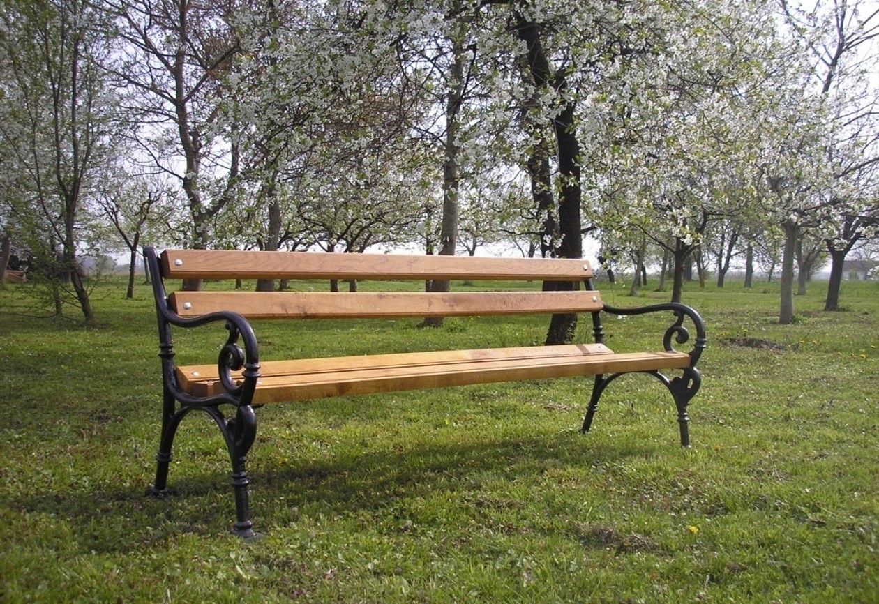 Komunalna klupa barok vias